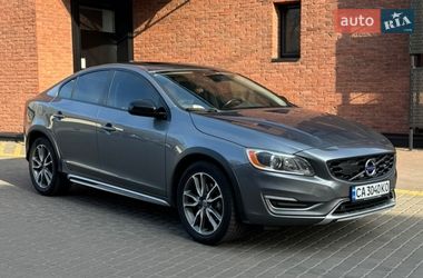 Седан Volvo S60 Cross Country 2016 в Черкасах