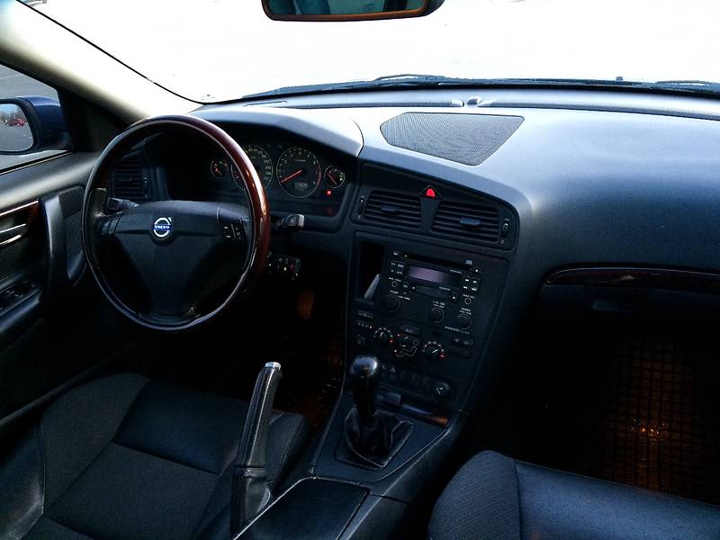 Седан Volvo S60 2004 в Киеве фото 15 Седан Volvo S60 2004 в Киеве