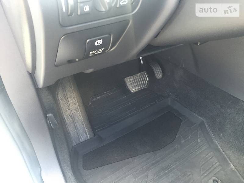 Седан Volvo S60 2011 в Днепре