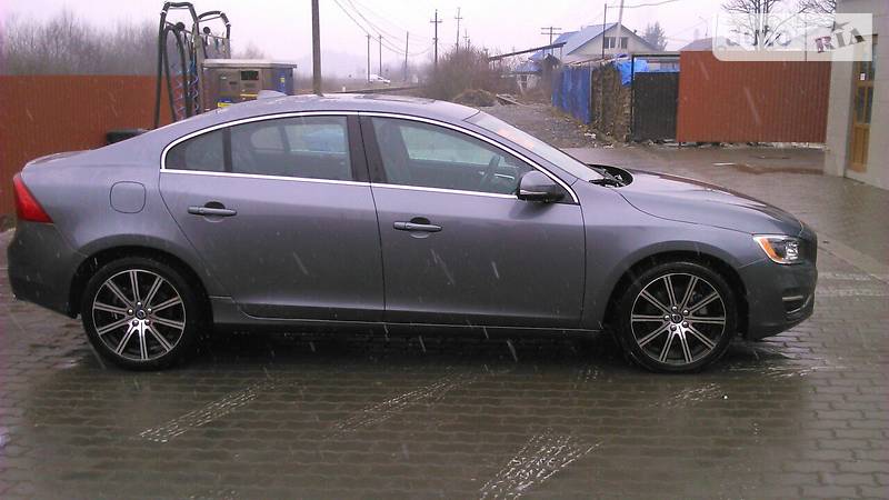 Седан Volvo S60 2016 в Хусті
