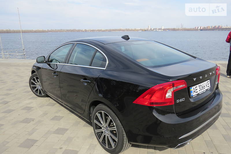 Седан Volvo S60 2017 в Дніпрі