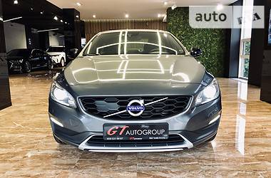 Седан Volvo S60 2016 в Киеве