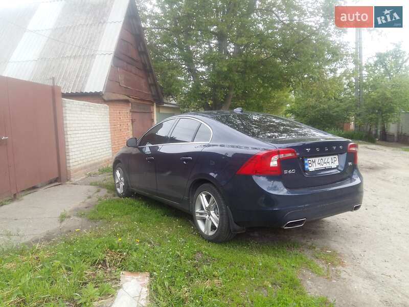 Седан Volvo S60 2013 в Сумах