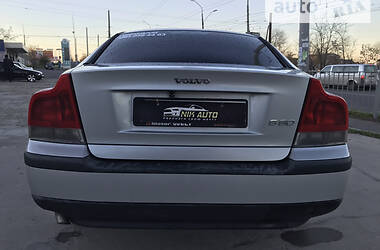 Седан Volvo S60 2000 в Николаеве