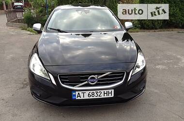 Седан Volvo S60 2010 в Ивано-Франковске