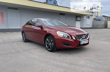 Седан Volvo S60 2010 в Львове