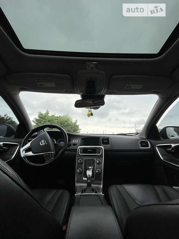 Седан Volvo S60 2013 в Львове фото 17 Седан Volvo S60 2013 в Львове