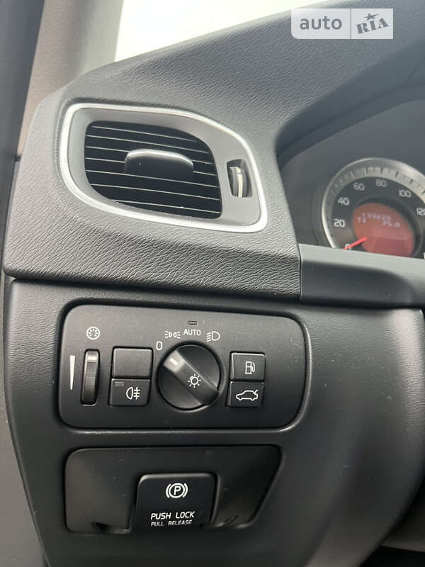 Седан Volvo S60 2013 в Львове фото 24 Седан Volvo S60 2013 в Львове