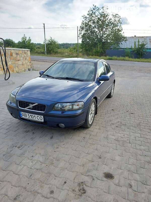 Седан Volvo S60 2000 в Черновцах