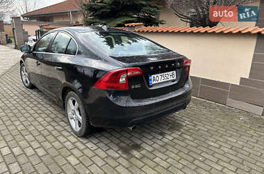 Седан Volvo S60 2011 в Виноградове