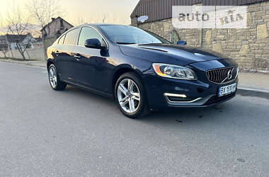 Седан Volvo S60 2014 в Хмельницком