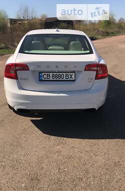 Седан Volvo S60 2015 в Чернігові