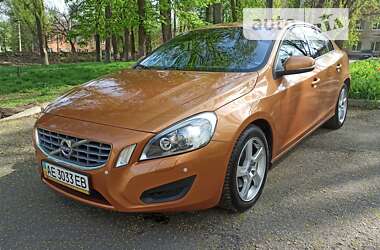 Седан Volvo S60 2012 в Днепре