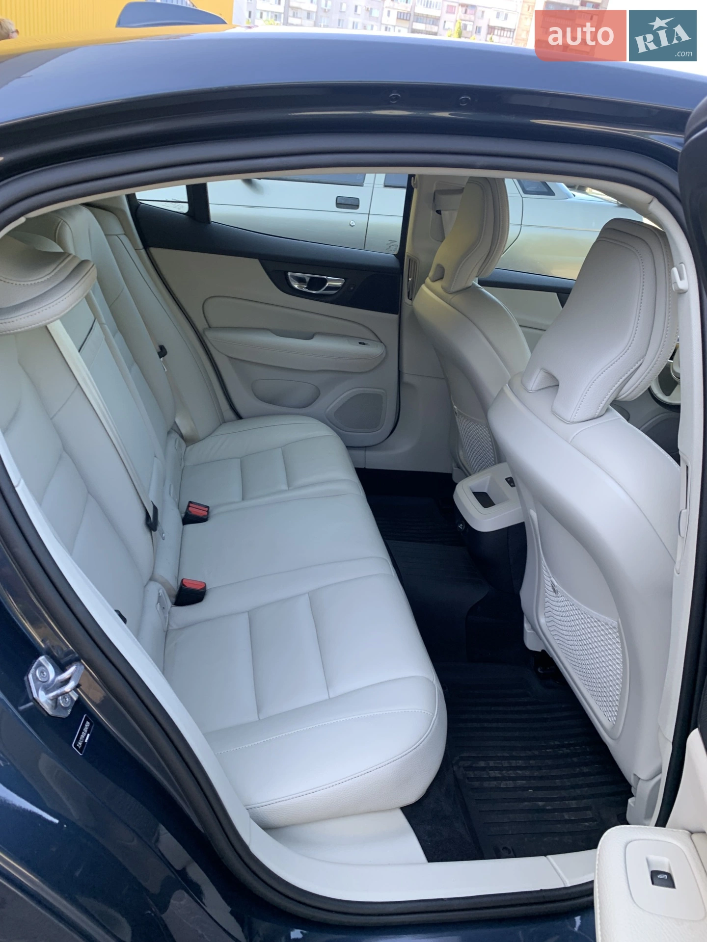 2019 Volvo S60 - мініатюра 7