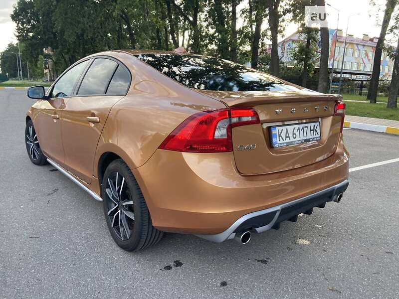 Седан Volvo S60 2013 в Киеве