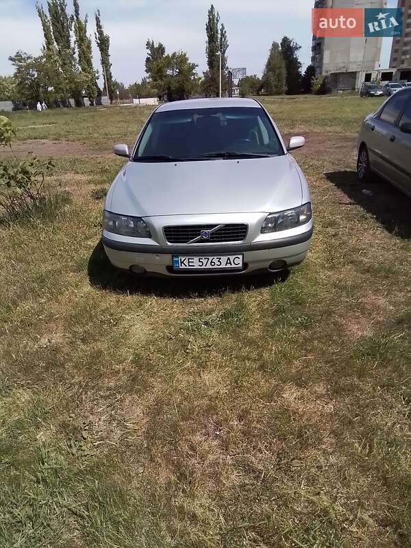 Volvo S60 2003