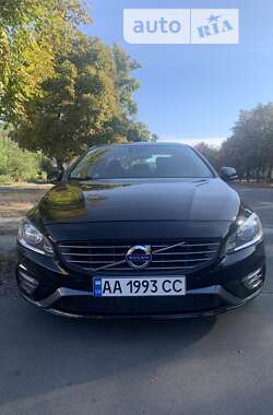 Седан Volvo S60 2013 в Киеве