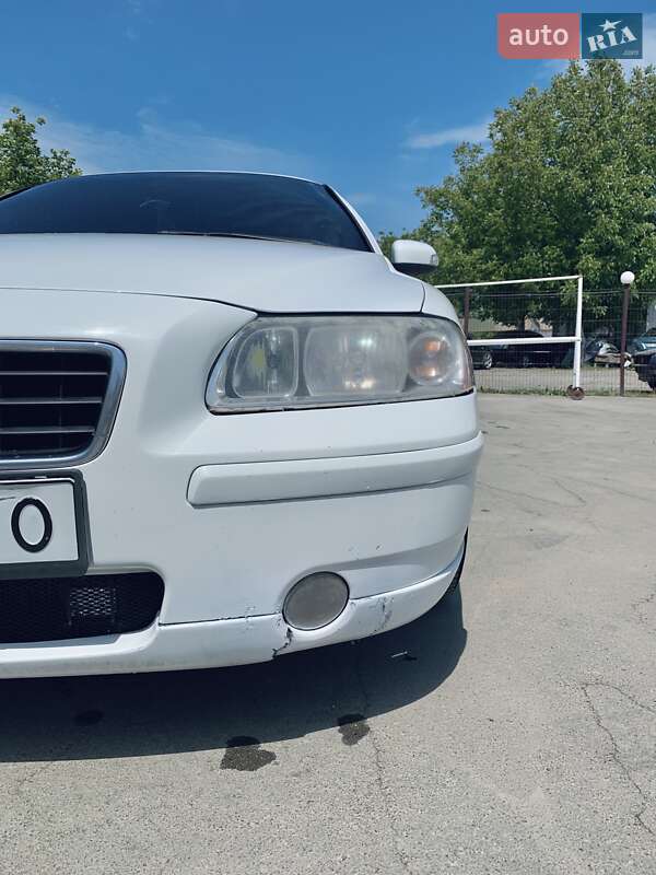 Седан Volvo S60 2006 в Баре