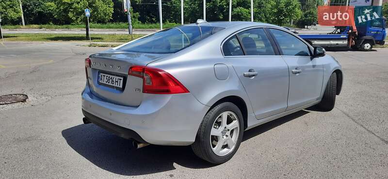 Седан Volvo S60 2012 в Івано-Франківську