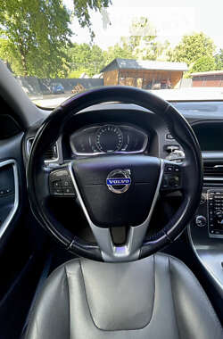 Седан Volvo S60 2014 в Луцке