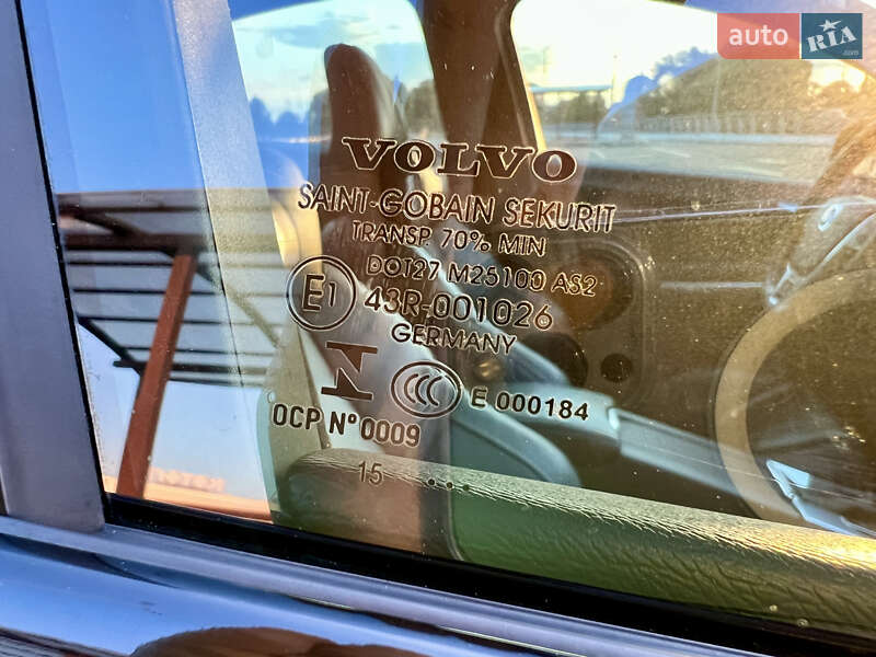 Седан Volvo S60 2015 в Киеве фото 36 Седан Volvo S60 2015 в Киеве