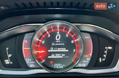 Седан Volvo S60 2015 в 