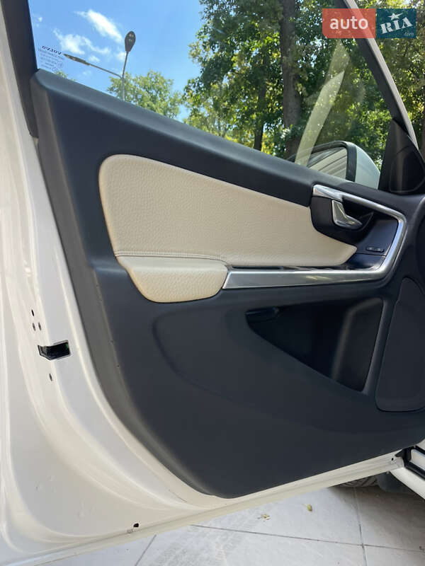 Седан Volvo S60 2011 в Харькове фото 12 Седан Volvo S60 2011 в Харькове