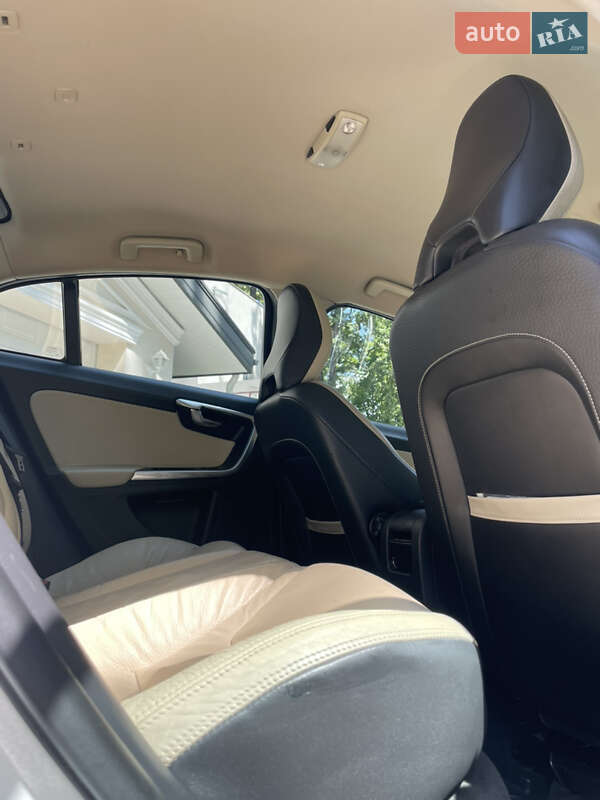 Седан Volvo S60 2011 в Харькове фото 19 Седан Volvo S60 2011 в Харькове