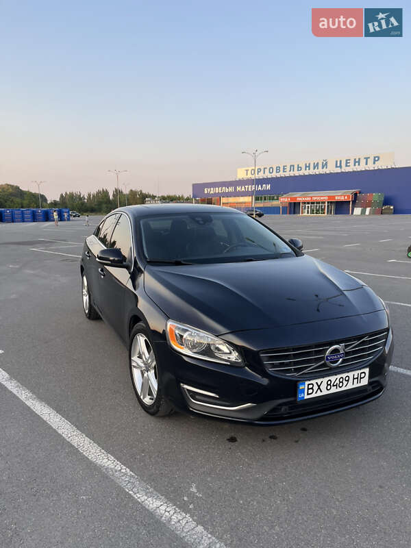 Седан Volvo S60 2015 в Каменец-Подольском