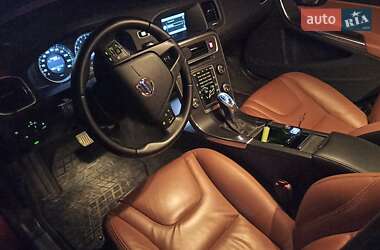 Седан Volvo S60 2012 в 