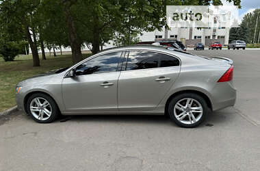 Volvo S60 2014