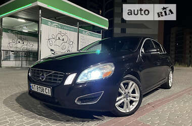 Седан Volvo S60 2013 в Івано-Франківську