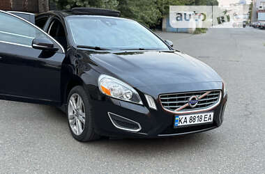 Седан Volvo S60 2011 в Киеве