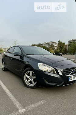 Седан Volvo S60 2013 в Києві