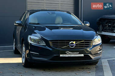 Седан Volvo S60 2014 в 