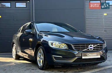 Седан Volvo S60 2014 в 