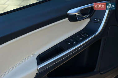 Седан Volvo S60 2014 в 