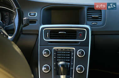 Седан Volvo S60 2014 в 