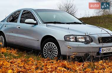 Седан Volvo S60 2001 в Ізяславі