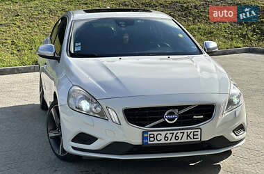 Седан Volvo S60 2010 в Новояворовске