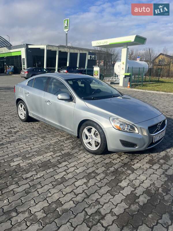 Volvo S60 2013