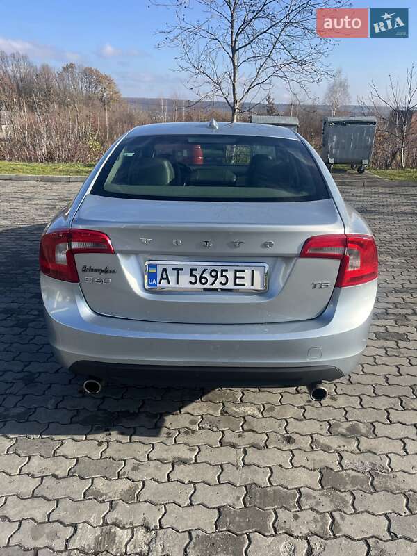 Седан Volvo S60 2013 в Івано-Франківську