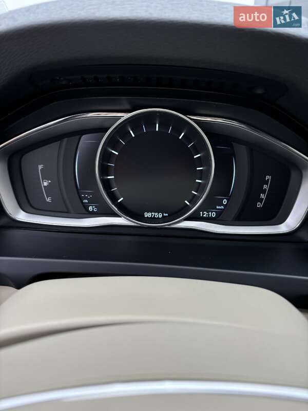 Седан Volvo S60 2015 в Ивано-Франковске