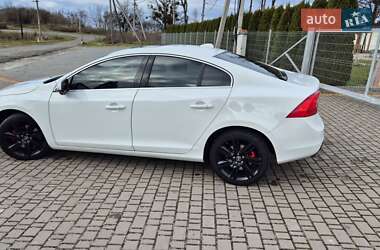 Седан Volvo S60 2013 в Львове