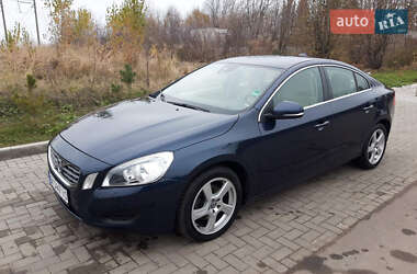 Седан Volvo S60 2011 в Рівному