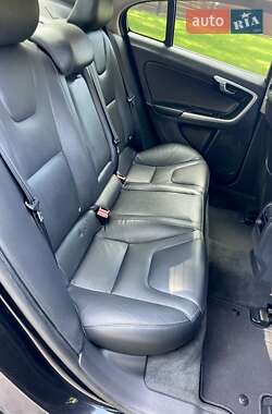 Седан Volvo S60 2014 в 