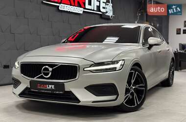 Седан Volvo S60 2020 в Тернополе