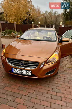 Седан Volvo S60 2011 в Києві