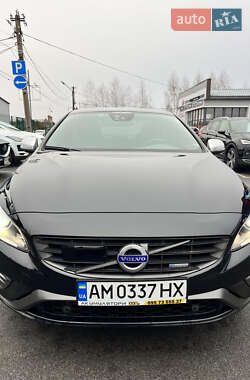 Седан Volvo S60 2015 в Житомирі