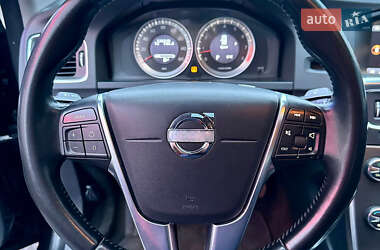 Седан Volvo S60 2012 в Белогородке